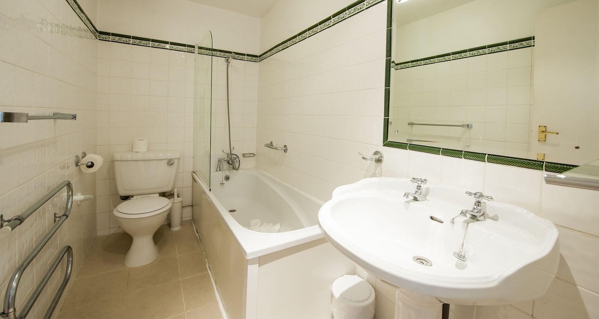 Albany Lions Hotel Eastbourne Eksteriør bilde