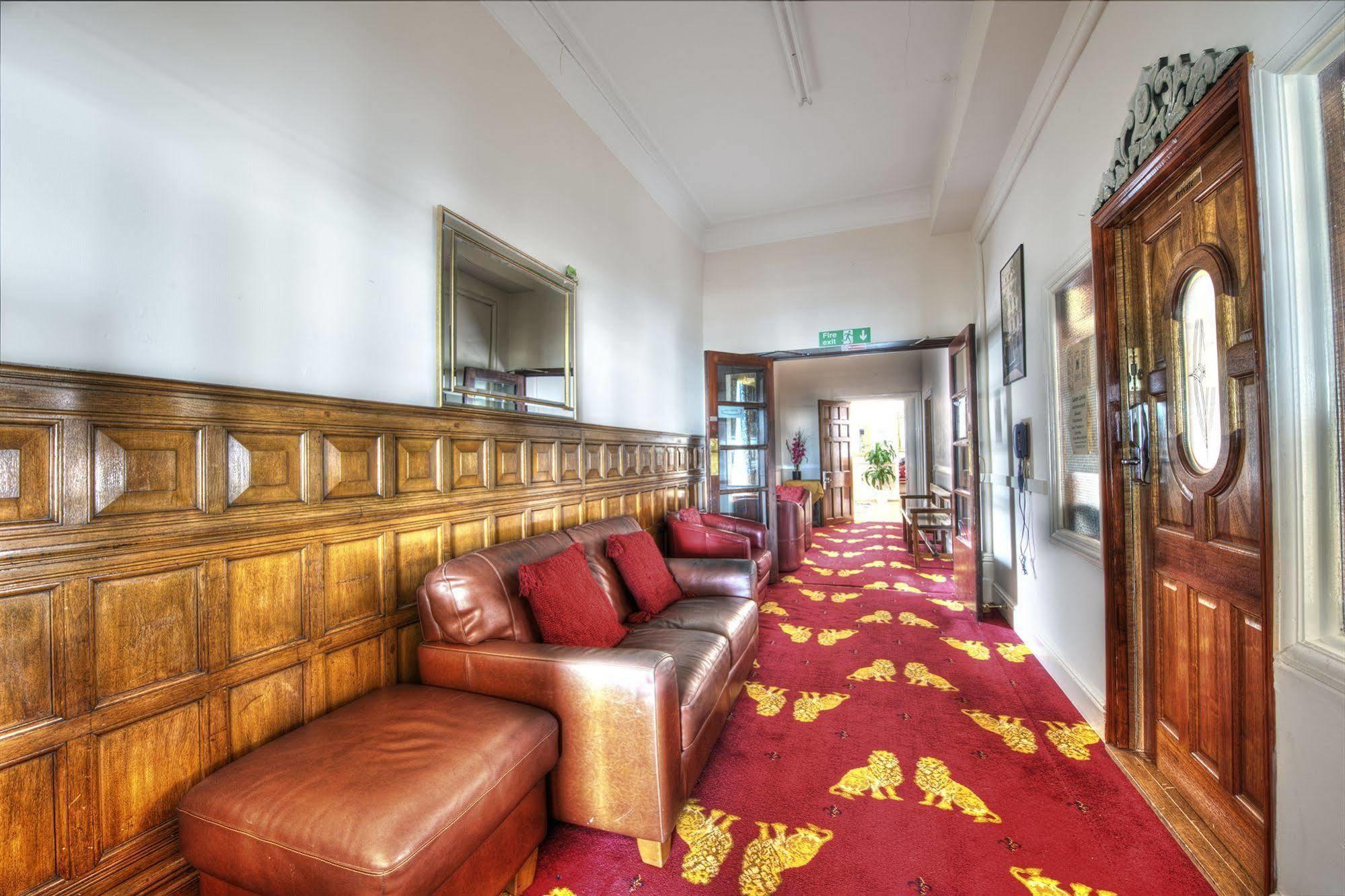 Albany Lions Hotel Eastbourne Eksteriør bilde